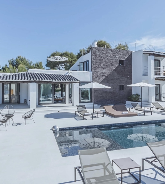 Resa Estates Ibiza can Viv tourist license sale koop house and pool ok.jpg